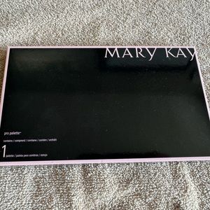 Pro Palette new in box